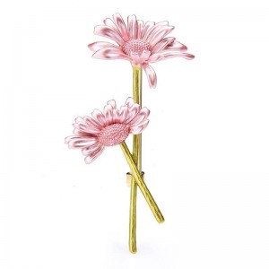 Брошь Ромашка