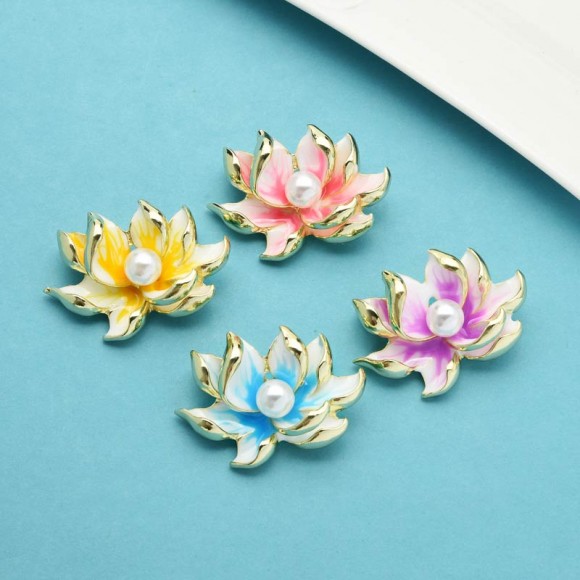 Брошь речная Лилия Брошь речная Лилия