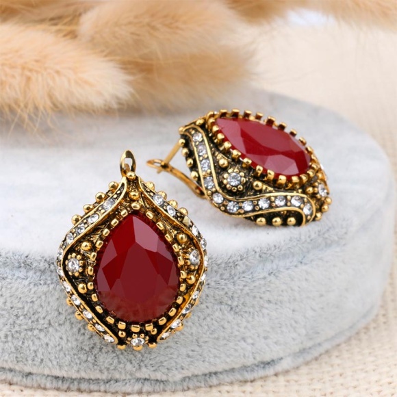 Сережки в турецькому стилі Сельві