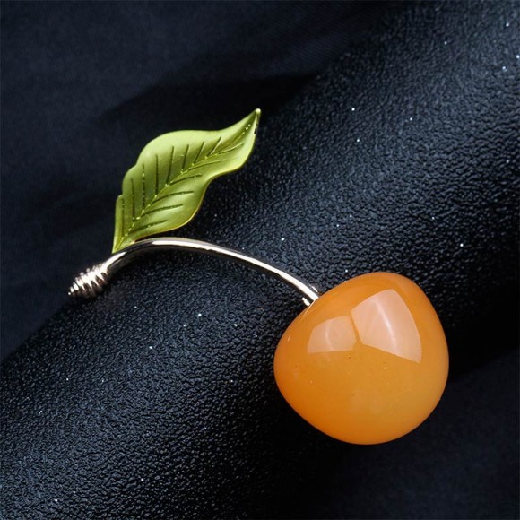 Брошка жовта Черешня