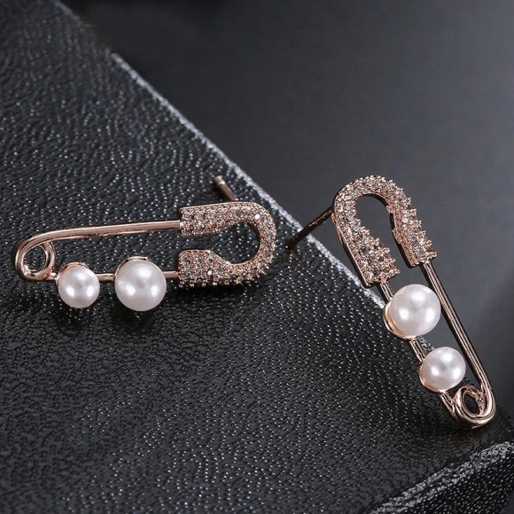 Серьги с фианитами Булавка