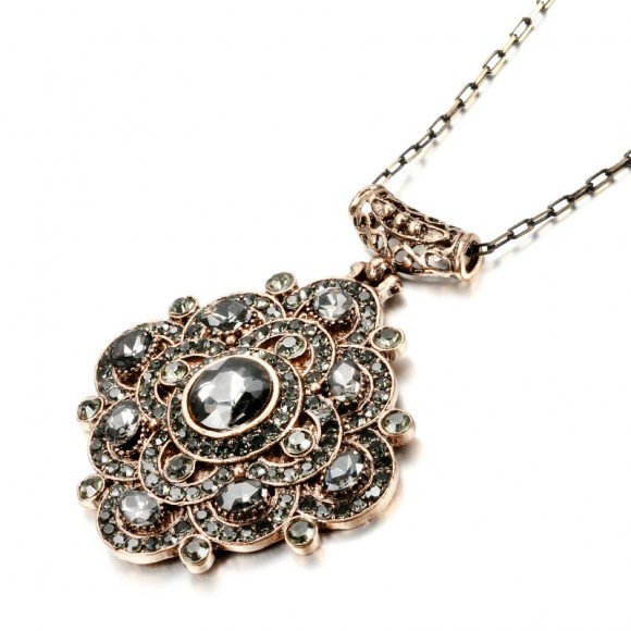 Кулон в турецком стиле Джемила Кулон в турецком стиле Джемила