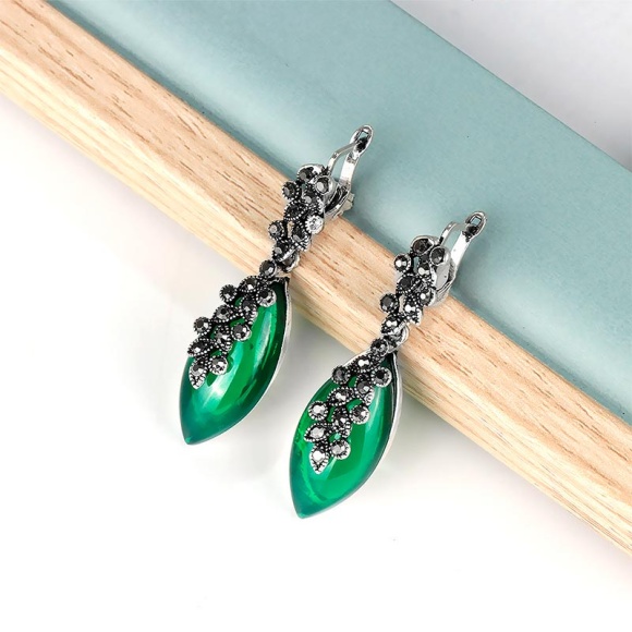 Сережки зелена крапля