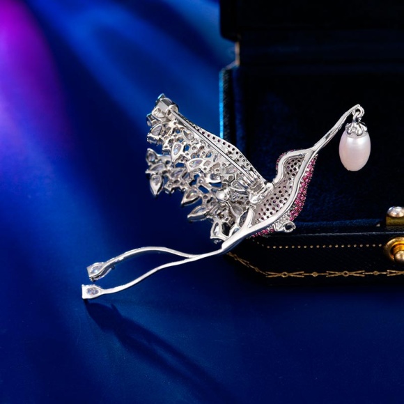 Брошь Колибри танец в воздухе Брошь Колибри танец в воздухе