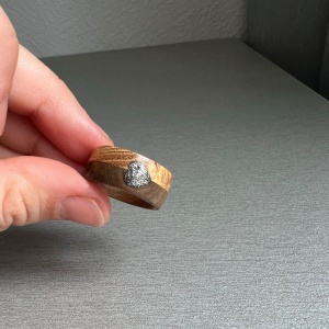 Кільце з дерева Серце Кільце з дерева Серце