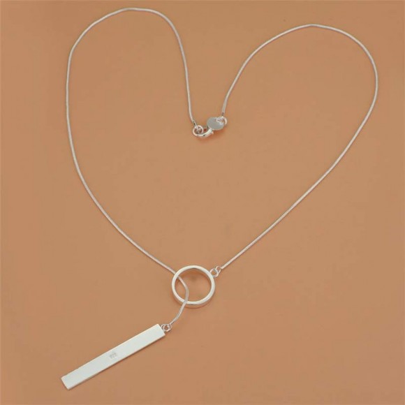 Цепочка с пластиной через кольцо