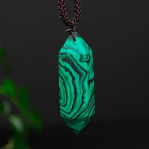 Большой кулон на шнурке Малахит Большой кулон на шнурке Малахит