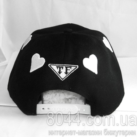 Кепка с прямым козырьком снепбек Чирва Кепка с прямым козырьком снепбек Чирва