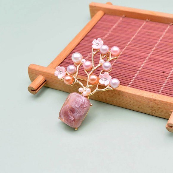 Брошка Магнолія Брошка Магнолія