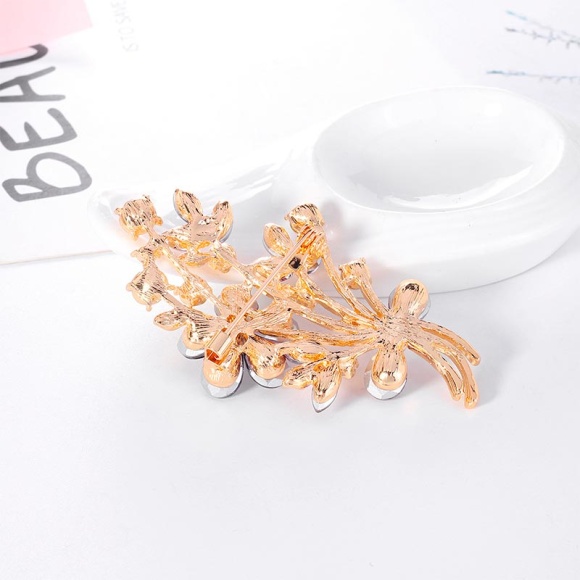 Брошь цветочный букет Брошь цветочный букет