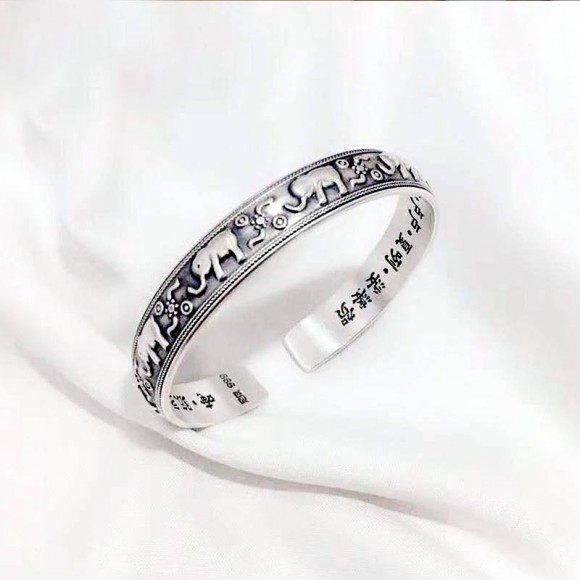 Металлический тонкий браслет Слон Металлический тонкий браслет Слон