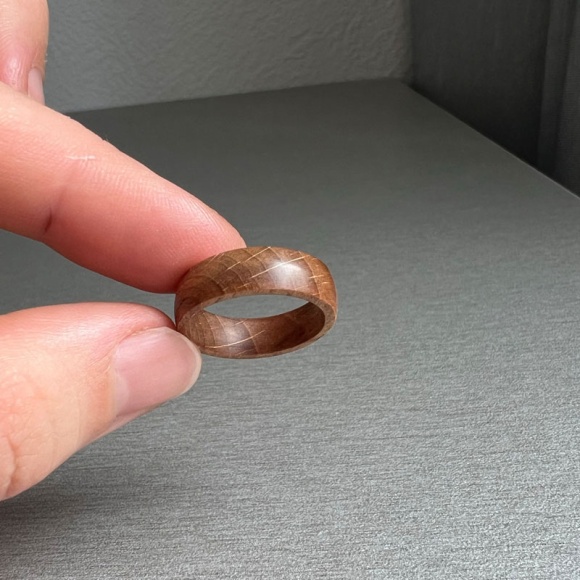 Кільце із дерева Дуб