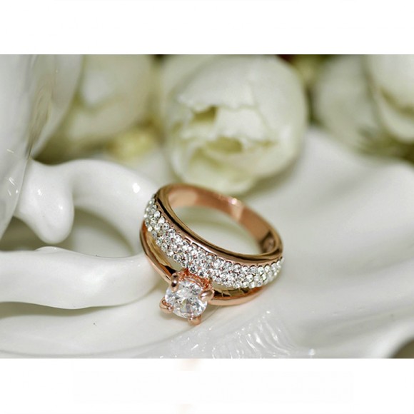 Кільце жіноче з каменем цирконію Діамант Roxi Кільце жіноче з каменем цирконію Діамант Roxi