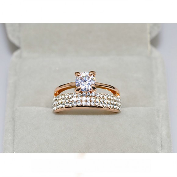 Кільце жіноче з каменем цирконію Діамант Roxi Кільце жіноче з каменем цирконію Діамант Roxi