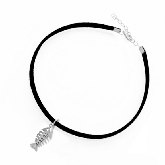 Замшевый чокер с кулоном Fish