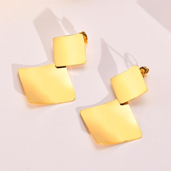 Сережки із сталі Геометрія квадрата