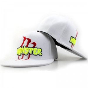 Кепка із прямим козирком Monster Energy біла Кепка із прямим козирком Monster Energy біла