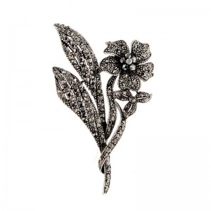 Брошь цветок марказит