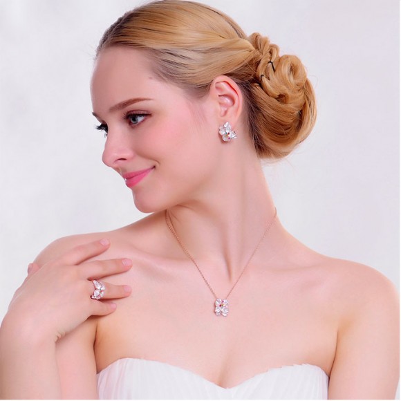 Набір Жасмин прикраси: кільце, кулон і сережки