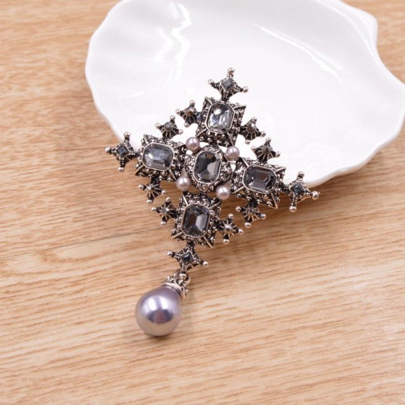 Брошка Хрест із перлиною