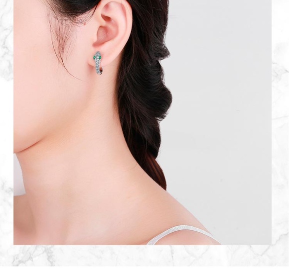 Сережки кільця Змія з кристалами Сережки кільця Змія з кристалами