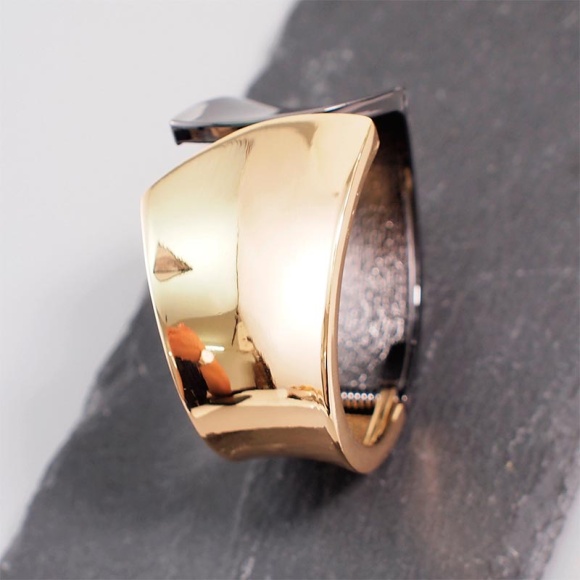 Жіночий металевий браслет Лінія контрасту