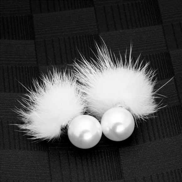 Серьги гвоздики с мехом норки Жемчужина Серьги гвоздики с мехом норки Жемчужина