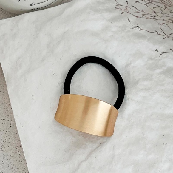 Гумка для волосся матова пластина