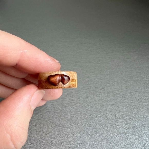 Кольцо из дерева дуб Сердце Кольцо из дерева дуб Сердце