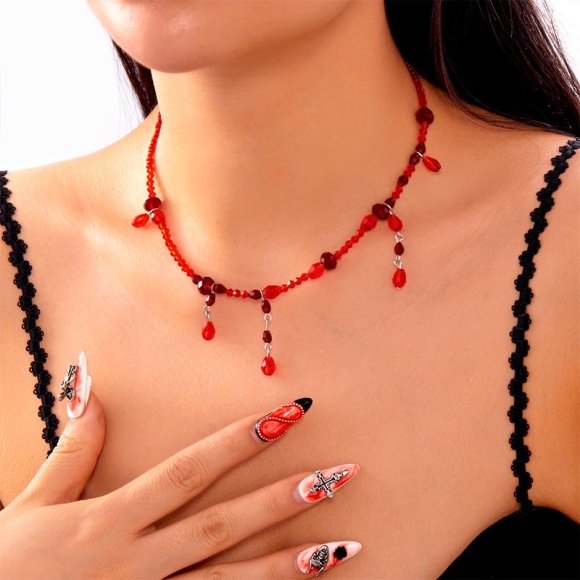 Колье чокер красное сияние