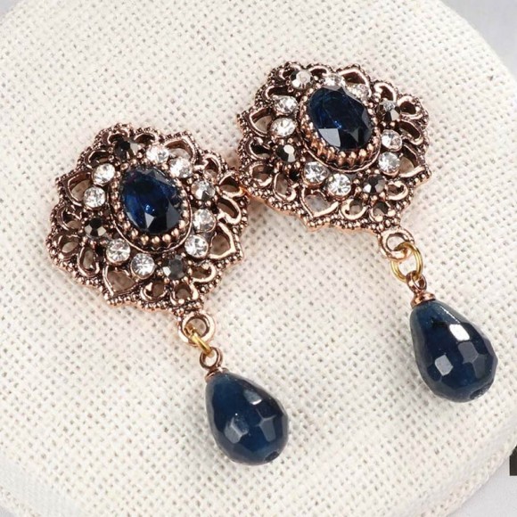 Серьги с камнями Джахиде