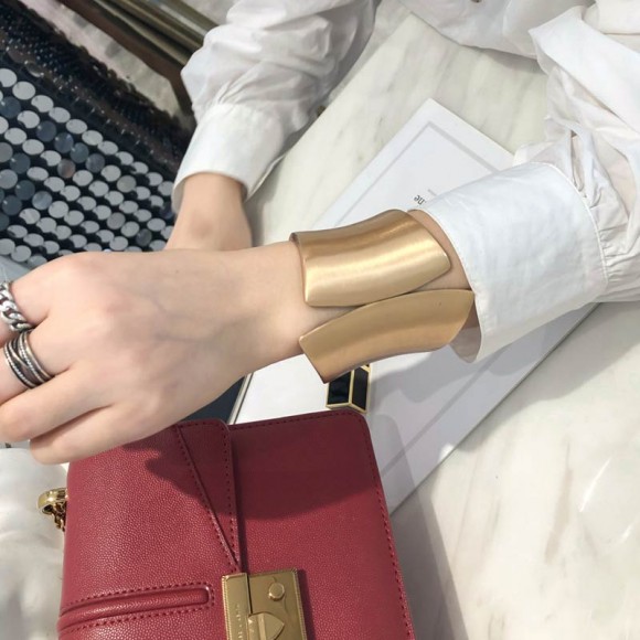 Металевий браслет гладка Асиметрія