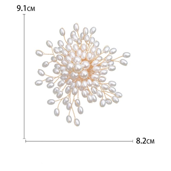 Брошь шик цветок из бусин Брошь шик цветок из бусин