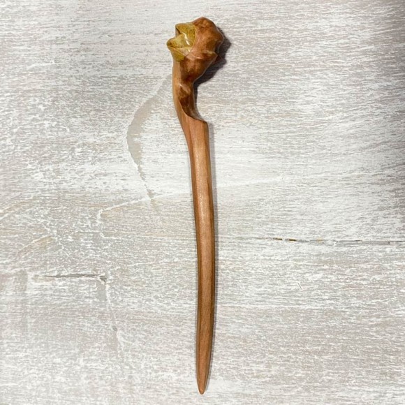 Шпилька для волос из дерева Яблуня Шпилька для волос из дерева Яблуня