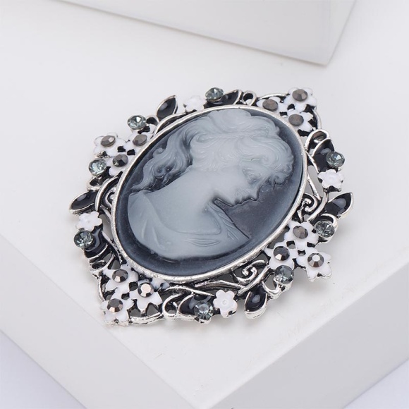Брошь Камея классик Брошь Камея классик