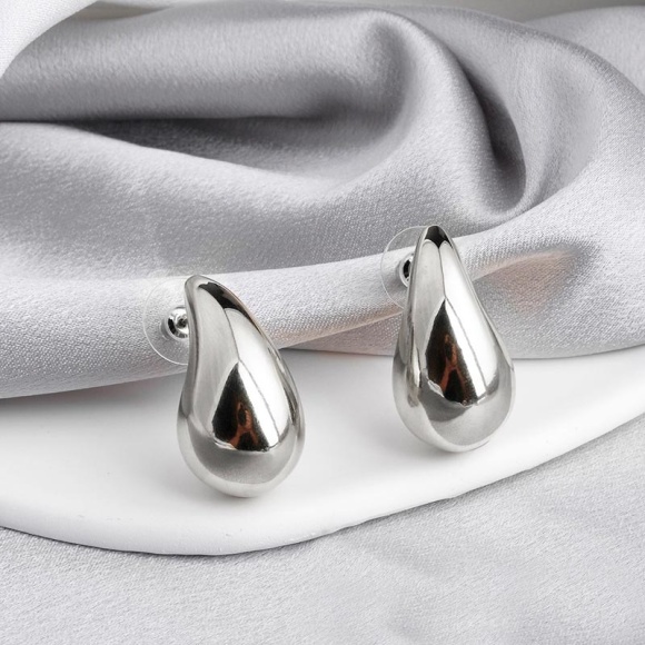 Сережки крапля Стиль