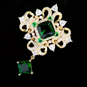 Элитная брошь Имперское сияние Элитная брошь Имперское сияние