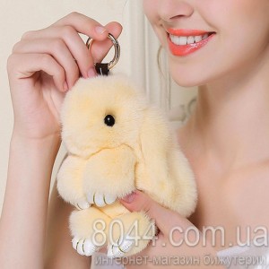 Брелок кролик із натурального хутра молочного кольору 20 см Брелок кролик із натурального хутра молочного кольору 20 см