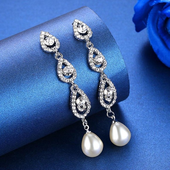 Весільні сережки з перлами