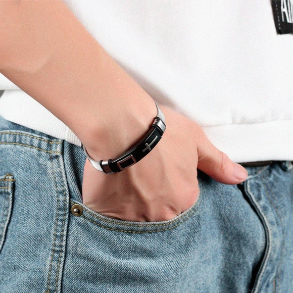 Браслет ремешок из нержавеющей стали с крестом