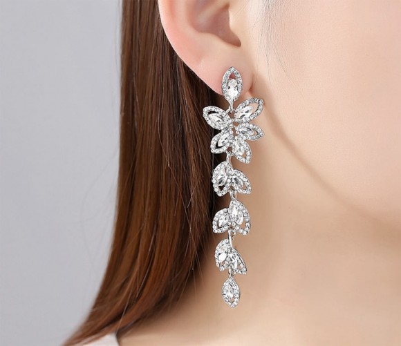 Набір прикрас Кристальний лист: сережки та браслет