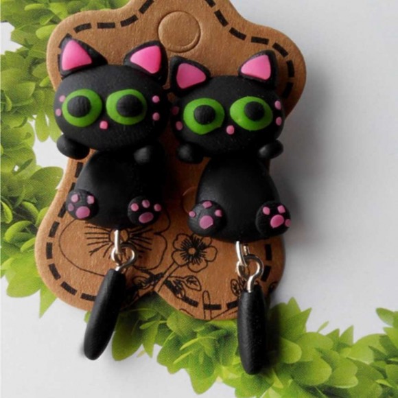 Серьги гвоздики Чёрная кошечка Серьги гвоздики Чёрная кошечка