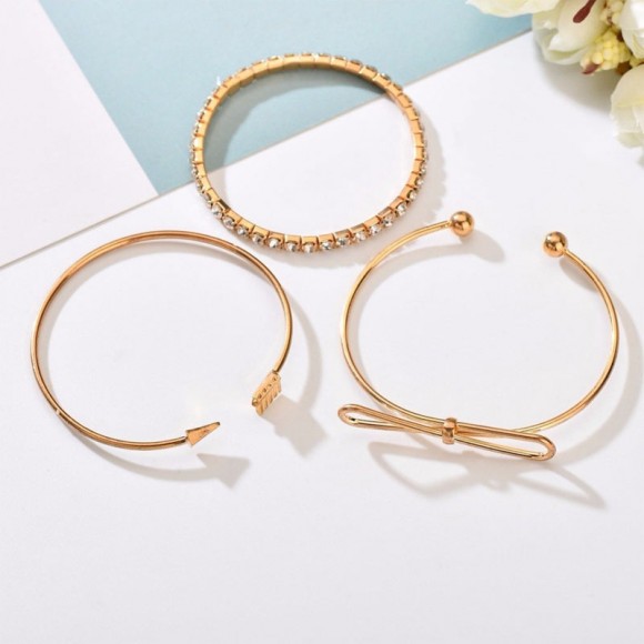 Набор браслетов: бант, стрела, кристалл Набор браслетов: бант, стрела, кристалл