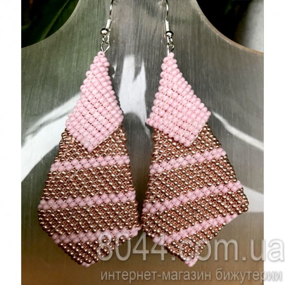 Серьги из бисера Ромбы Серьги из бисера Ромбы