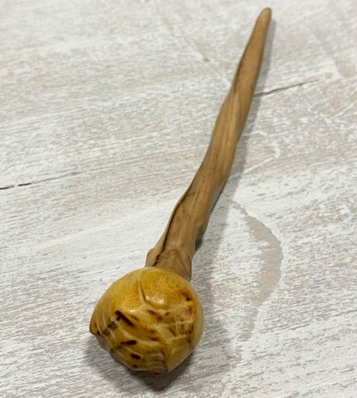 Шпилька для волос из дерева Орех Шпилька для волос из дерева Орех
