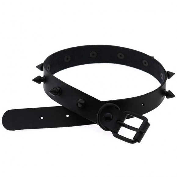 Шкіряний чокер із чорними Шипами