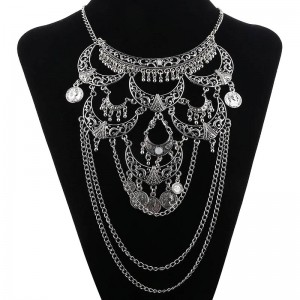 Намиста в стилі бохо з ланцюжками Намиста в стилі бохо з ланцюжками