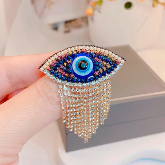 Брошь Око Амулет