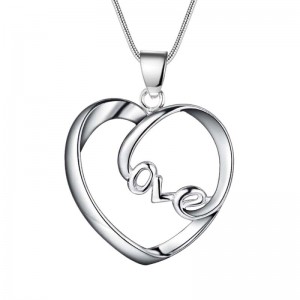 Кулон с цепочкой Love посеребренный Кулон с цепочкой Love посеребренный