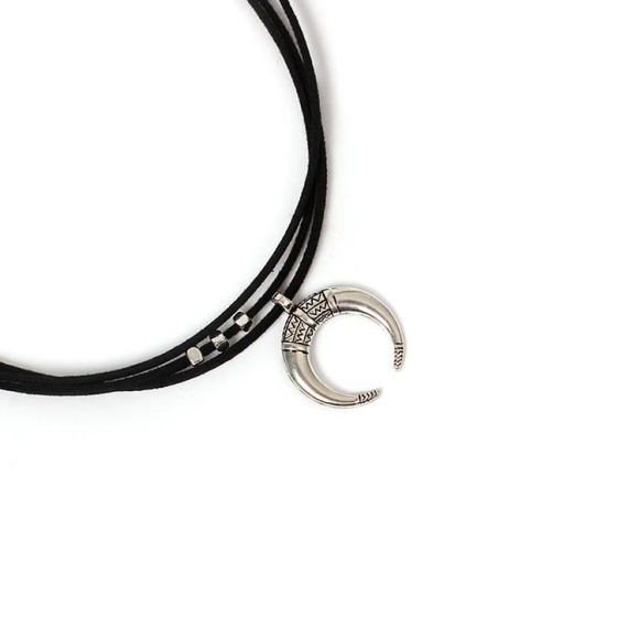 Чокер Амазонка полумесяц